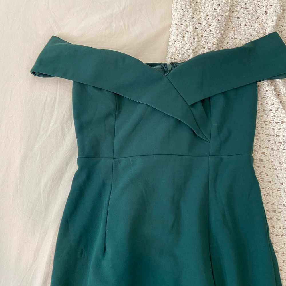 Floor length, emerald Lulu’s formal gown